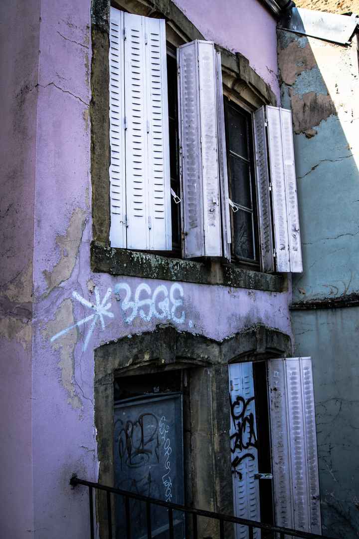 abandoned house..