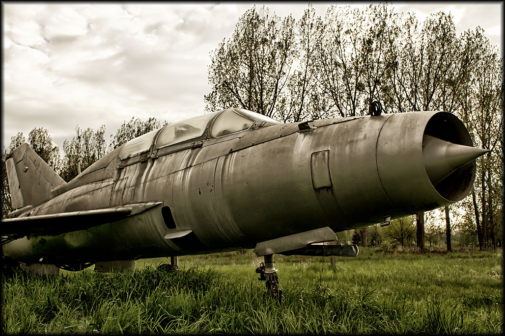 abandoned MIG-21