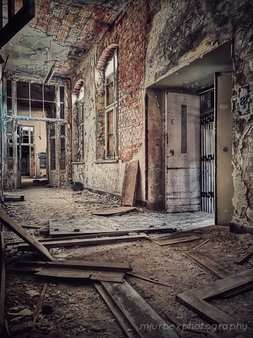 Abandoned sanatorium 