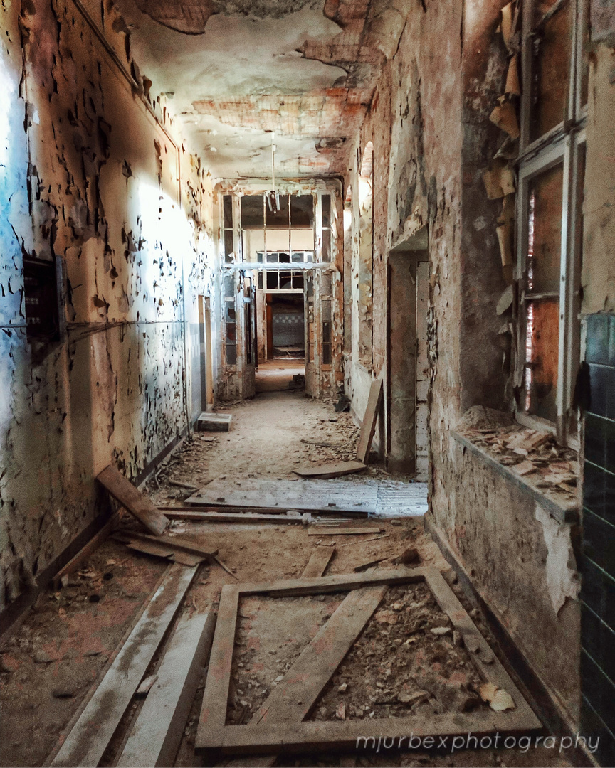 Abandoned sanatorium 