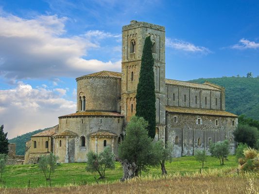 Abazzia di Sant' Antimo - der Kapellenkranz um die Apsis