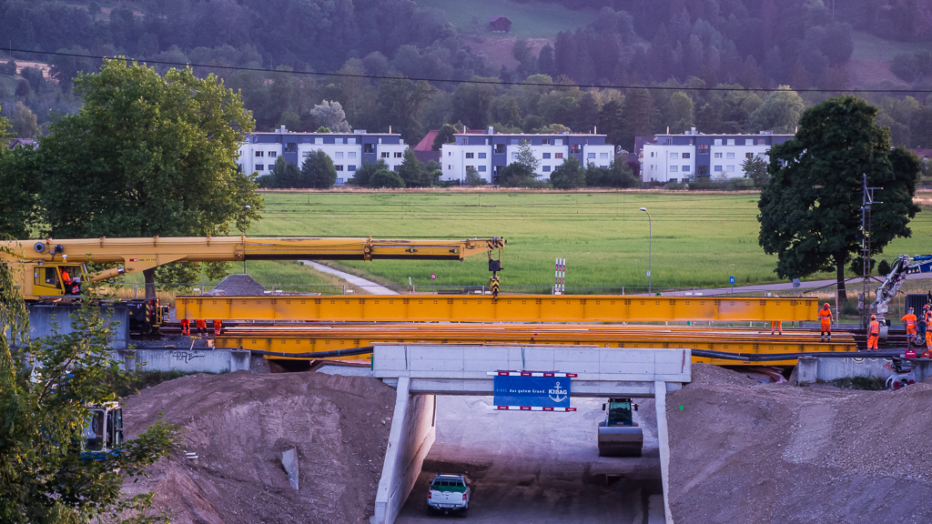 Abbau der Notbrücke ESN