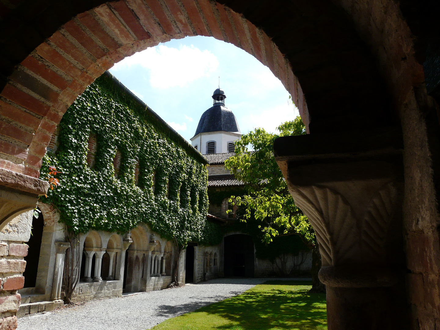 Abbaye de l'Escaladieu (2).