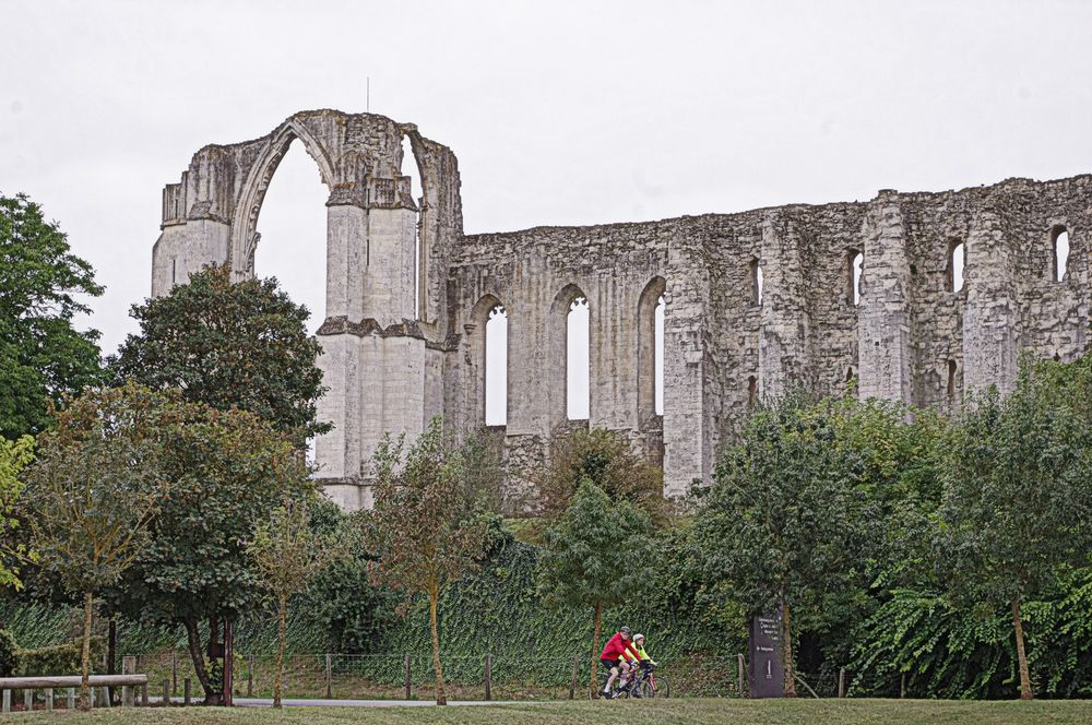 Abbaye de Maillezais ...