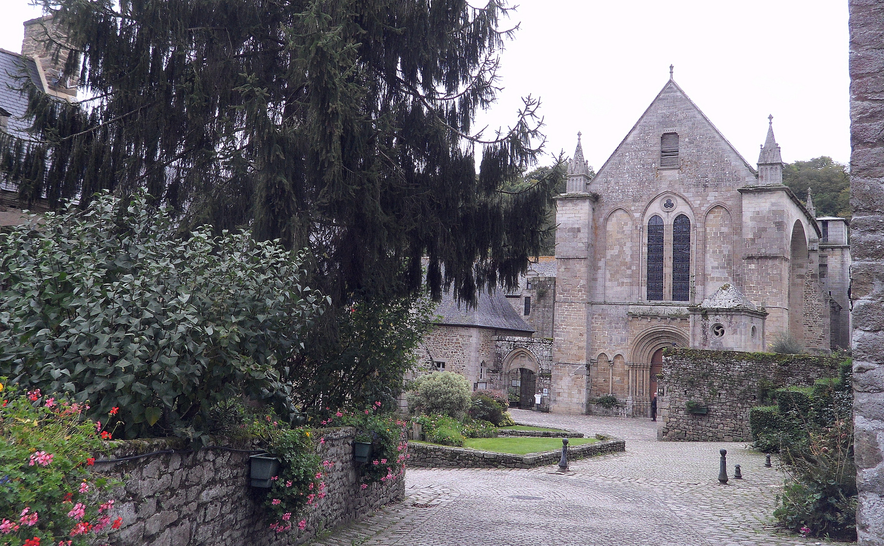 Abbaye St Magloire , Léhon