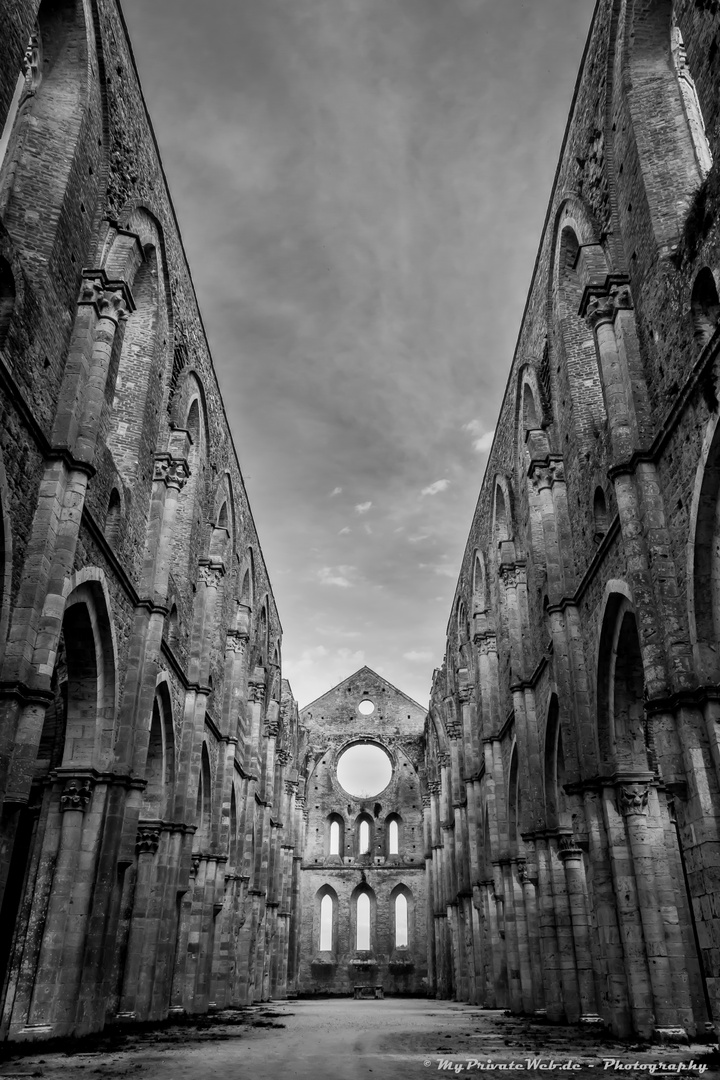 Abbazia San Galgano (II)