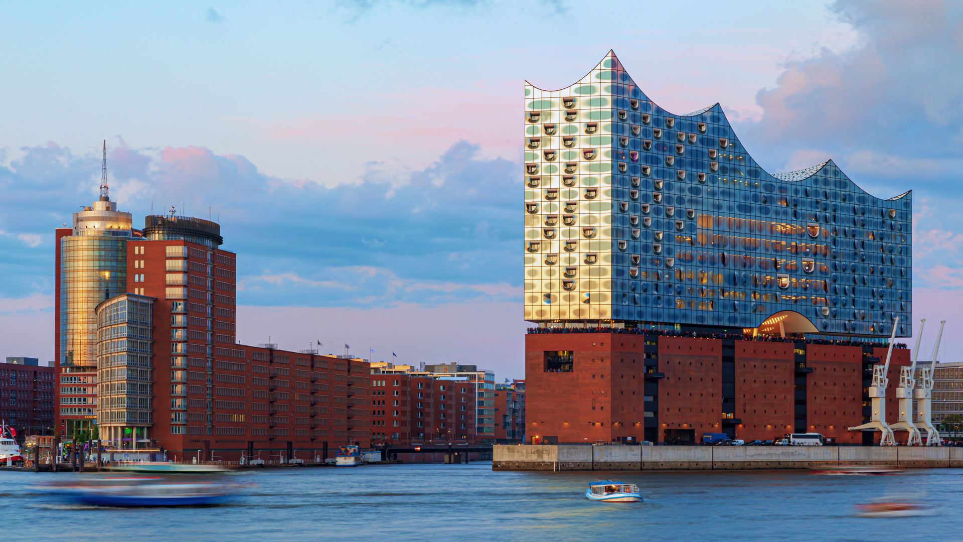 Abbendämerung am HafenCity