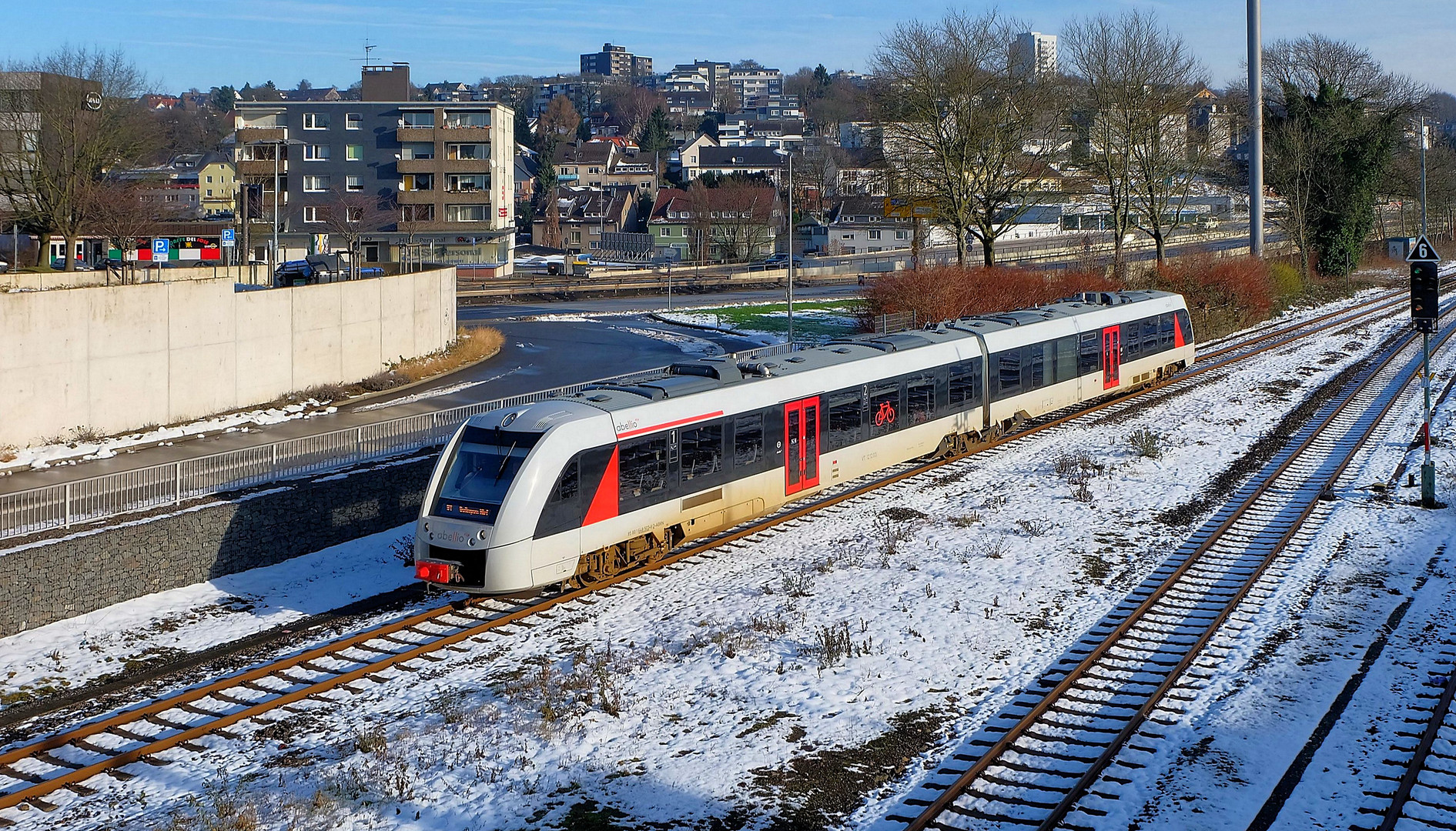 Abellio LINT 41 in Remscheid HBF am