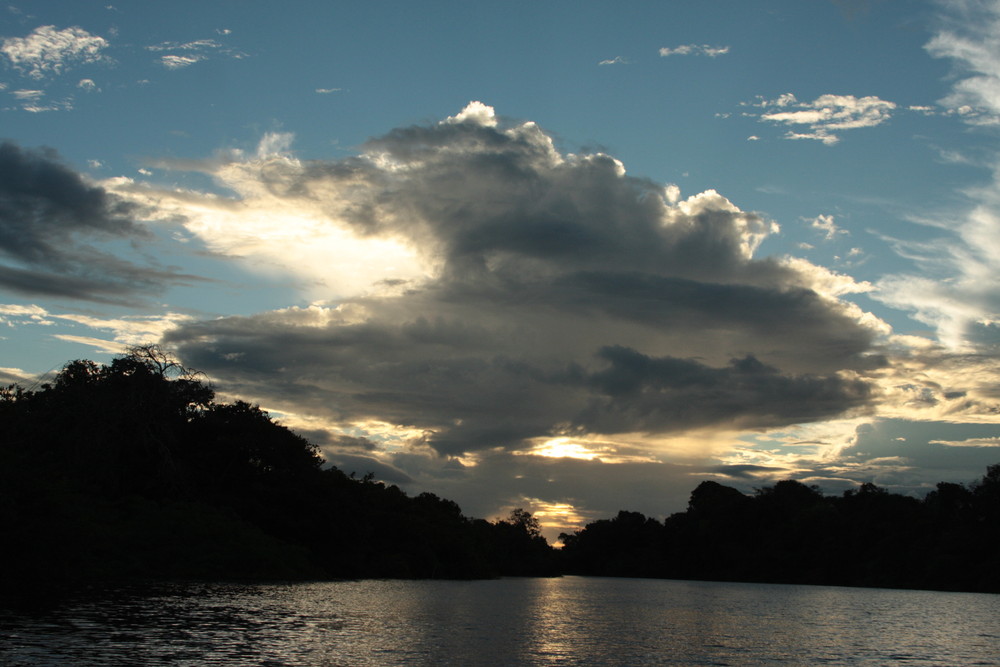 Abend am Amazonas (2)