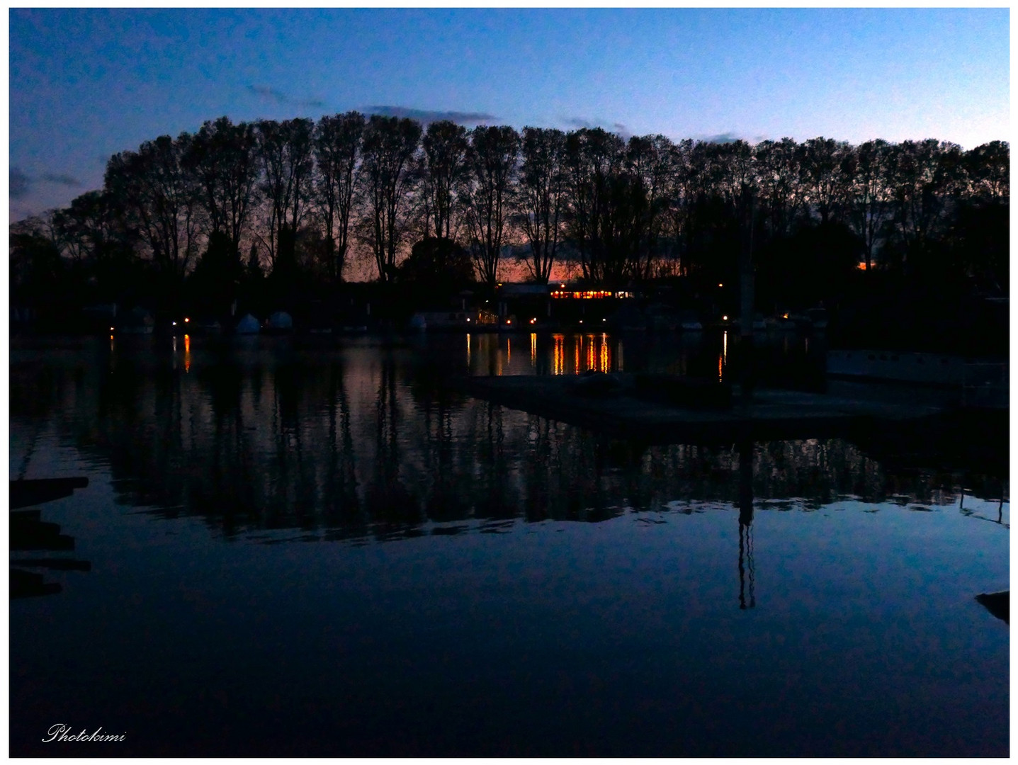 Abend am Bootshafen (I)