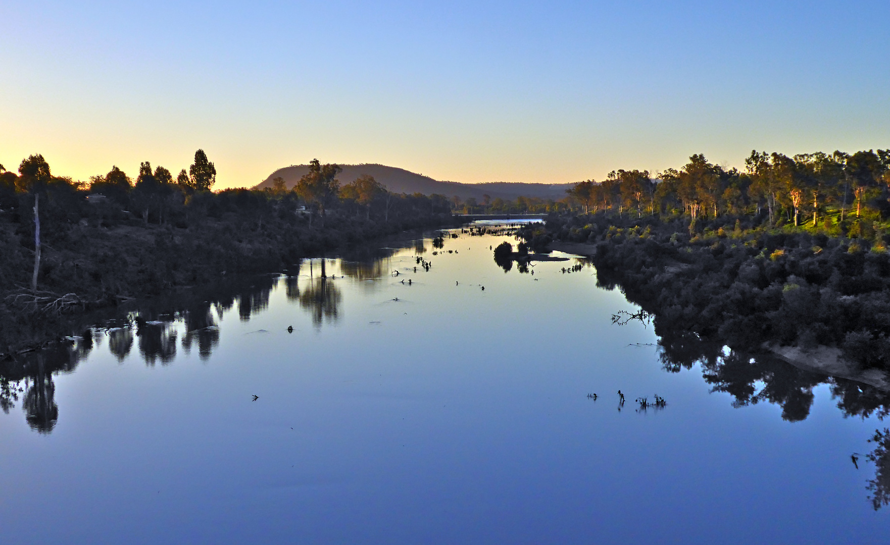 Abend am Burnett River in Gayndah