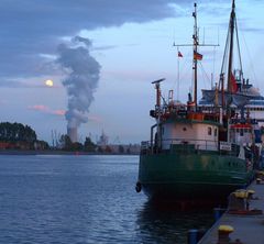 Abend am Hafen