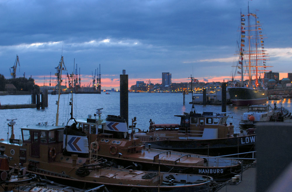 Abend am Hafen