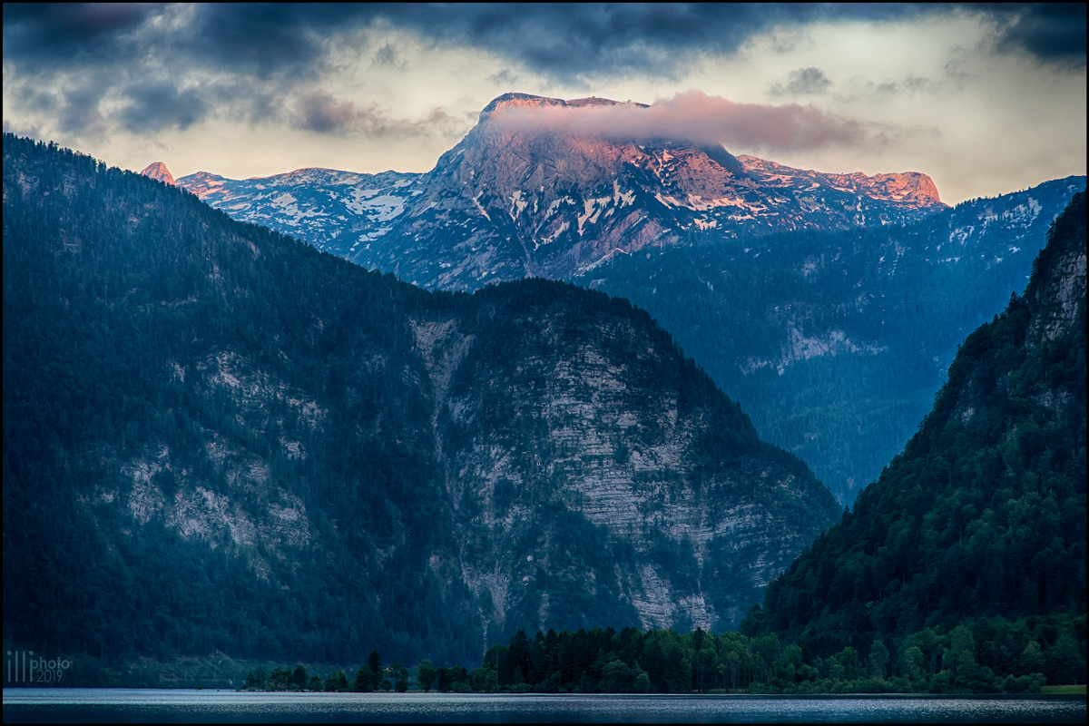 Abend am Hallstaetter See