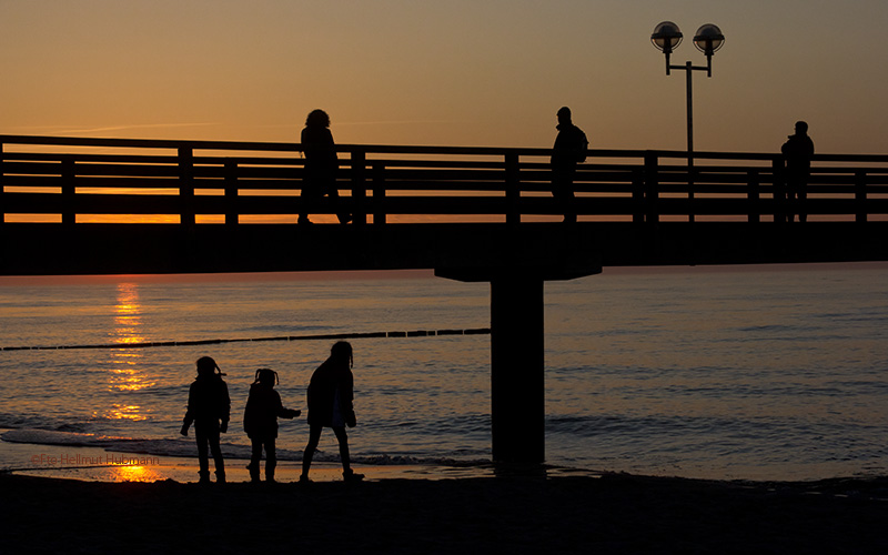 ABEND AM MEER