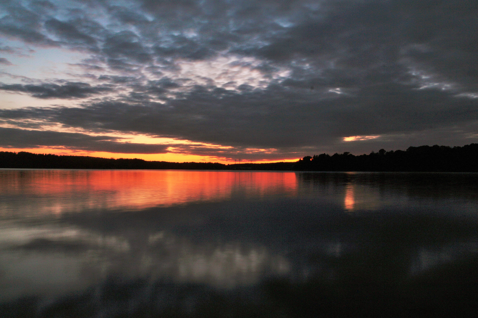 Abend am Möhnesee im Sauerland