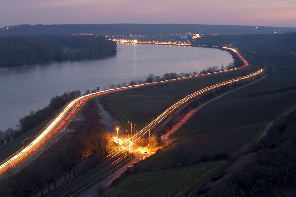 Abend am Rhein