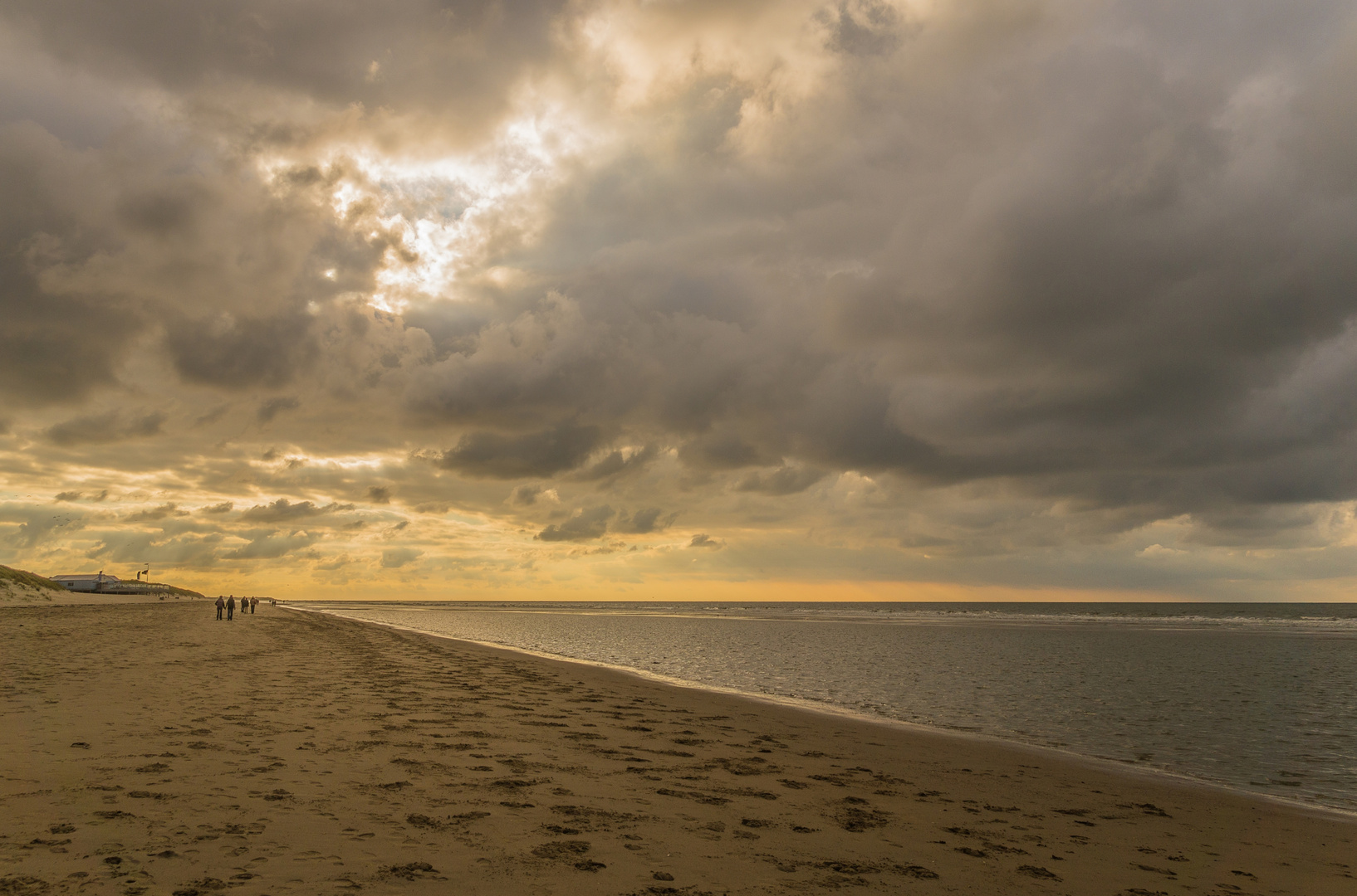 Abend am Strand von Renesse