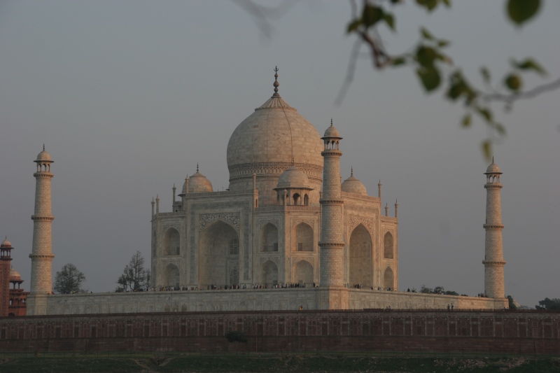 Abend am Taj Mahal zum 1xxx-ten - Ein letzter Blick zurück.