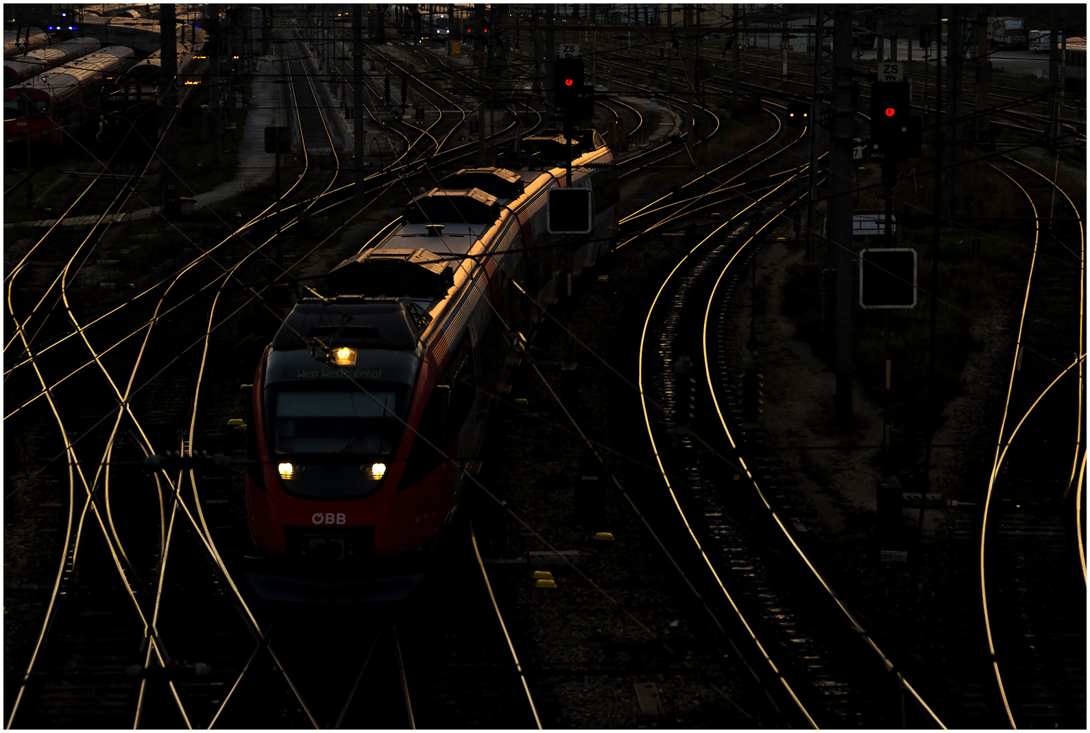 Abend am Wiener Westbahnhof