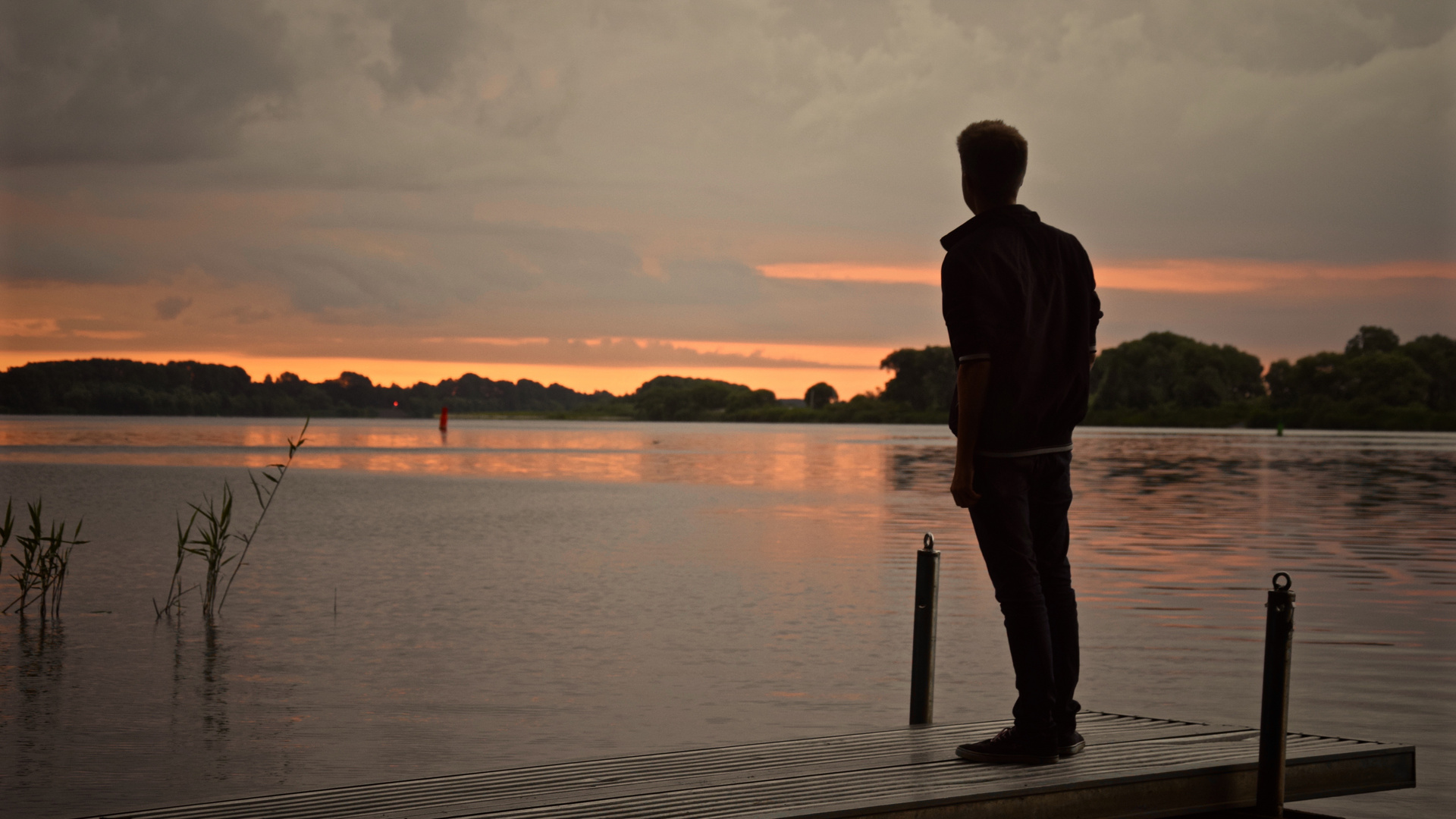 Abend an der Elbe