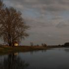 Abend an der Elbe