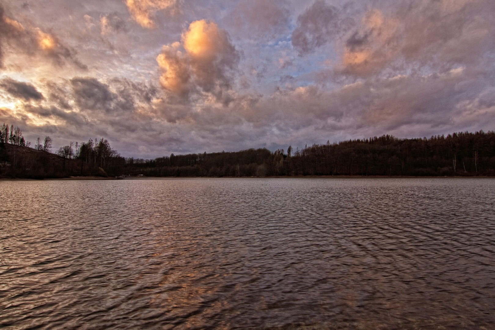 Abend an der Lingesetalsperre