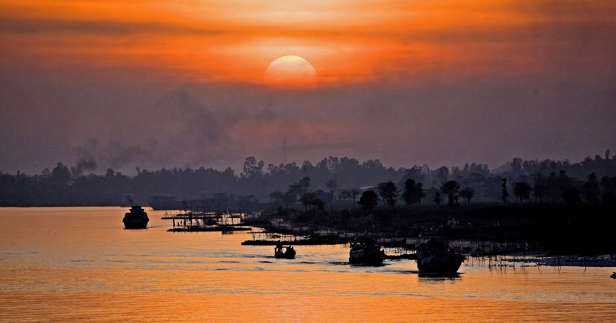 Abend auf dem Mekong