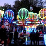 Abend auf dem Rummelplatz