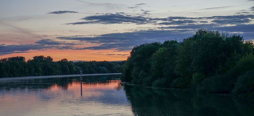 Abend auf der Saône - Flussreise 2/12
