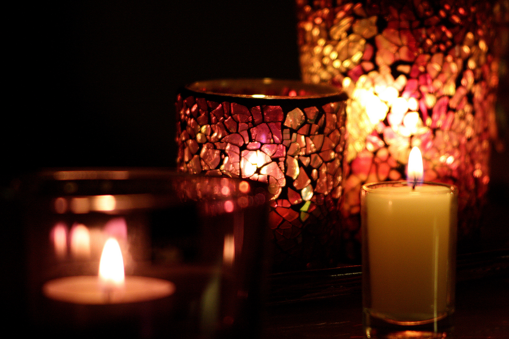 Abend bei Kerzenschein Foto & Bild | stillleben, arrangierte szenen