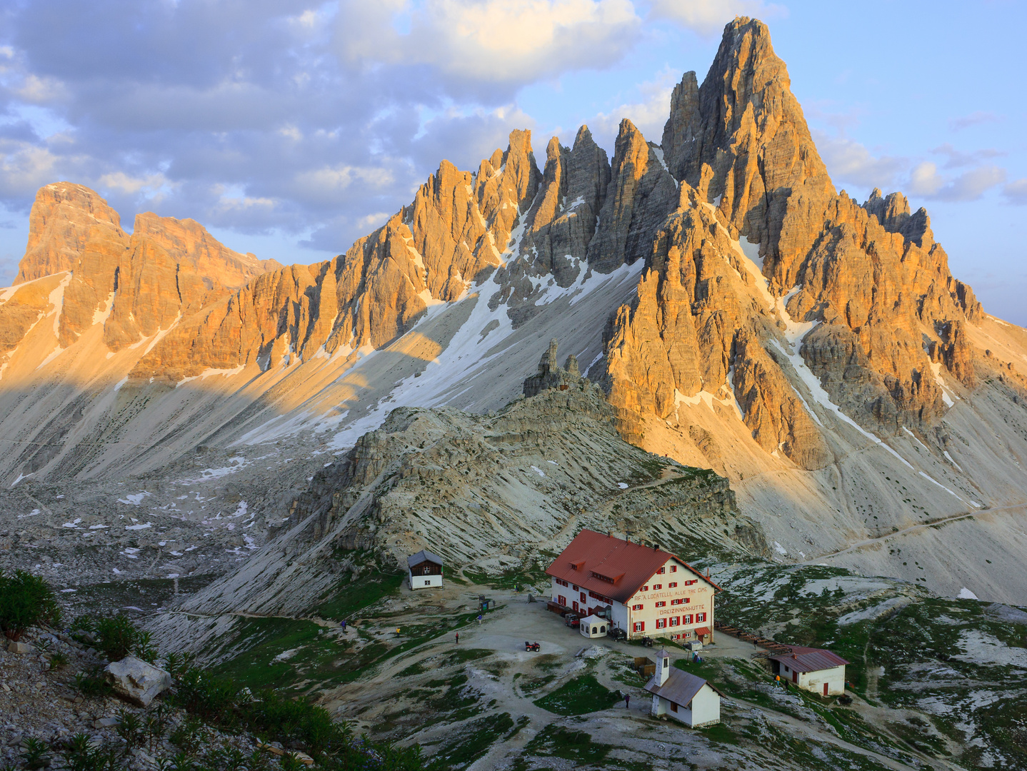 Abend in den Dolomiten