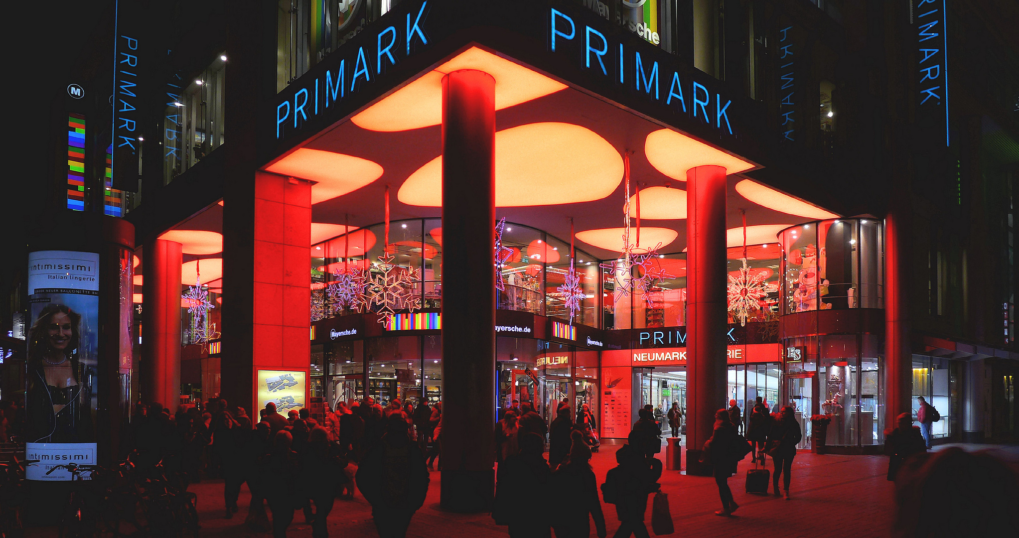 Abend in der Kölner Innenstadt