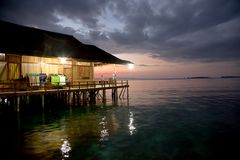 Abend in Sawai- Insel Seram