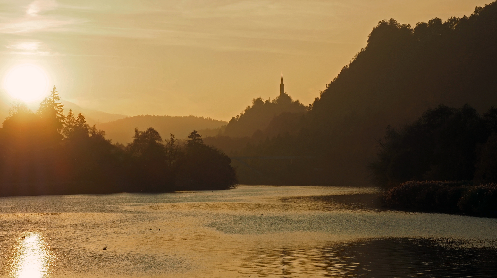 Abend über dem Rhein