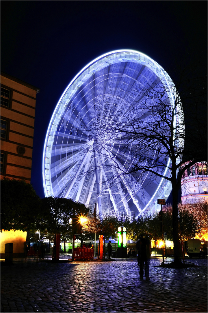 -Abendansichten in der Stadt-