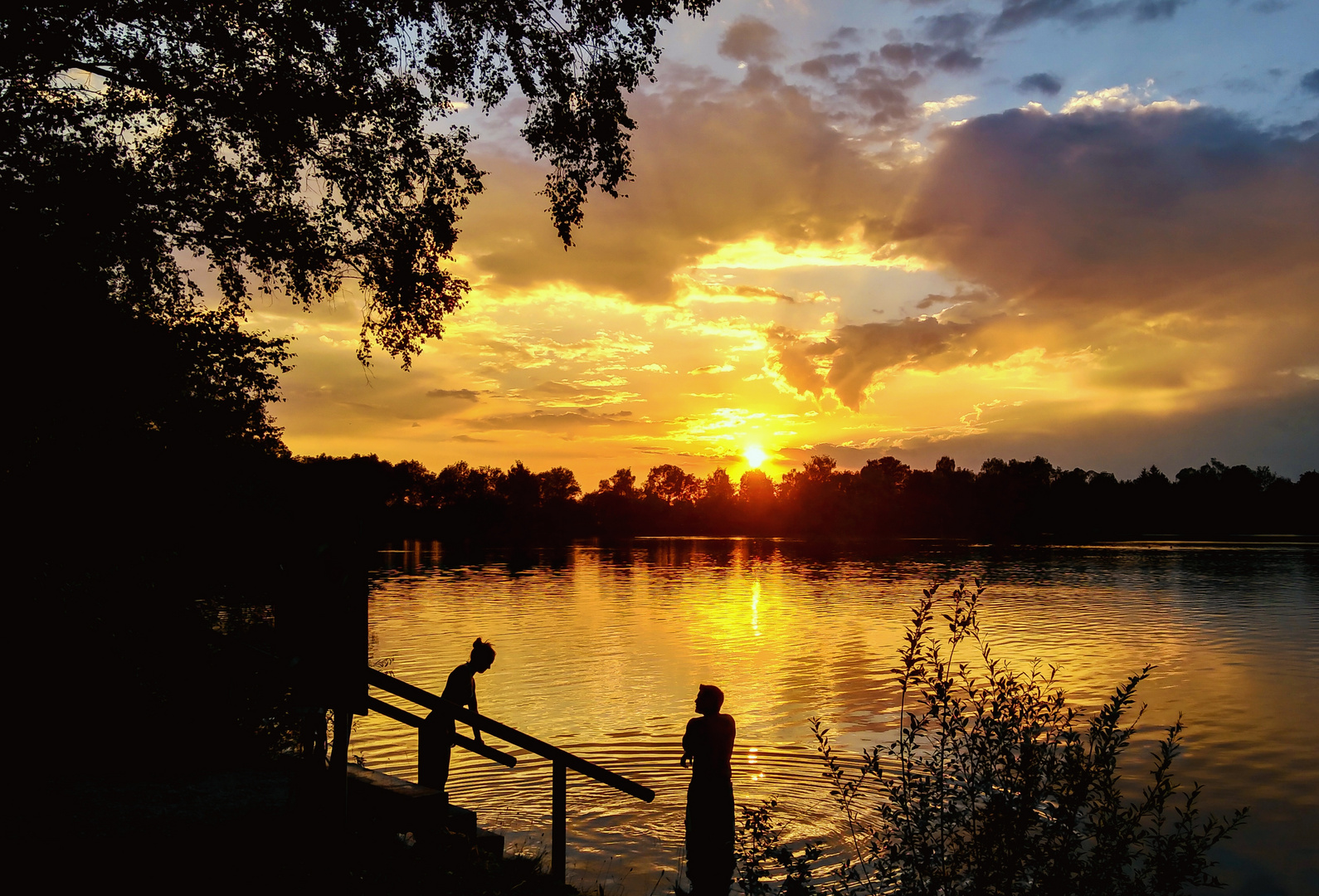 Abendbaden im Olchinger See