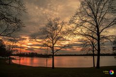 Abenddämmerung am Baggersee