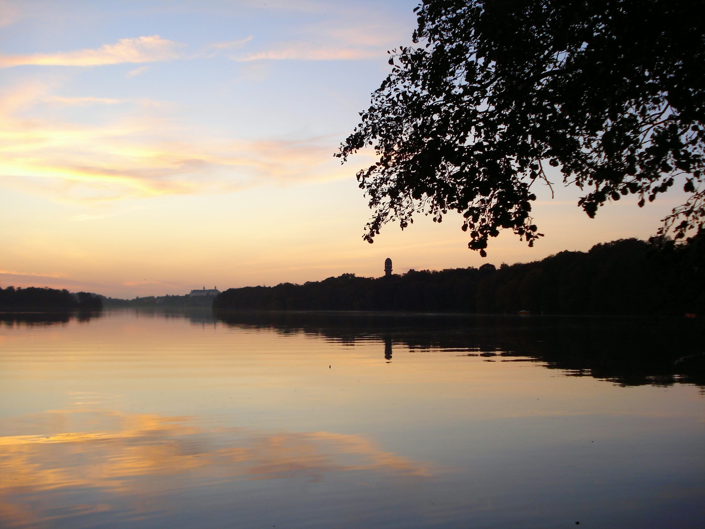 Abenddämmerung am Plöner See II