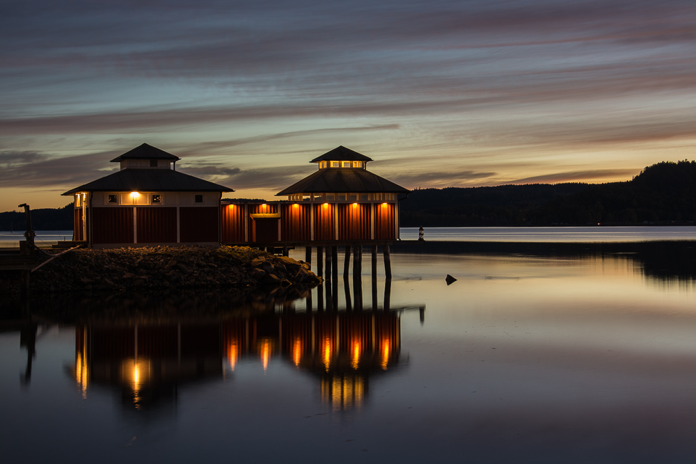 Abenddämmerung am See