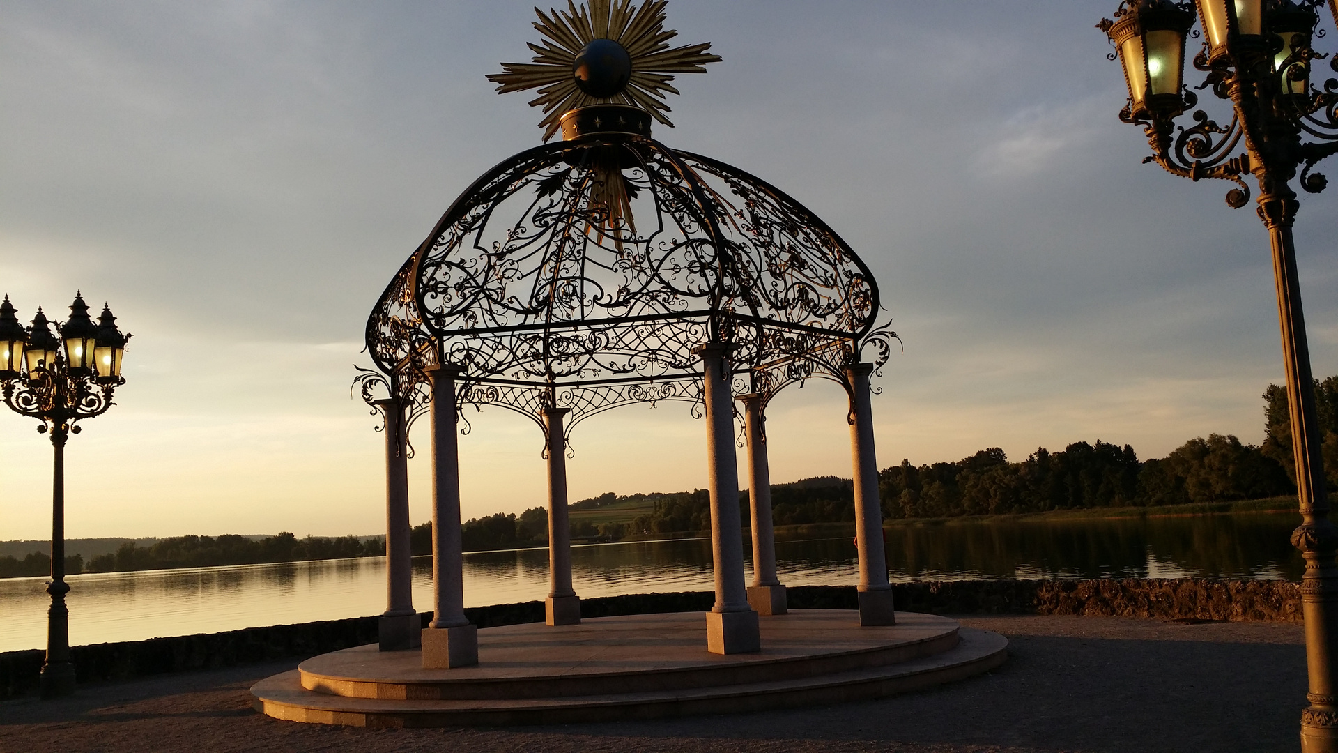 Abenddämmerung am Waginger See