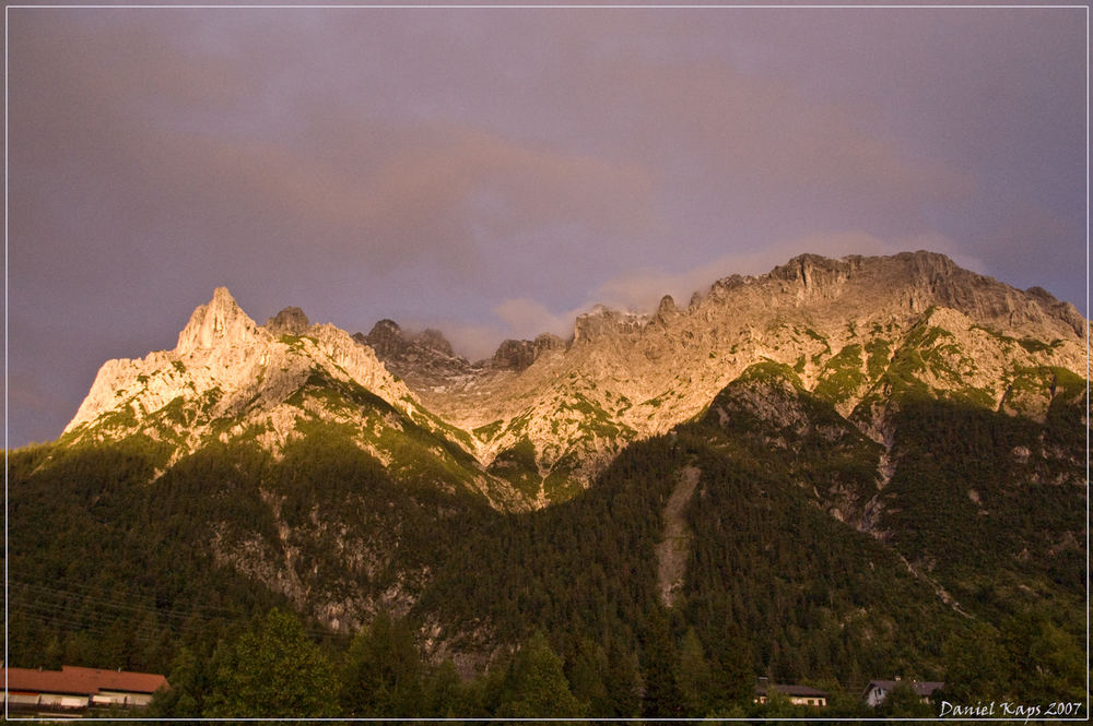 Abenddämmerung auf der westlichen Karwendelspitze