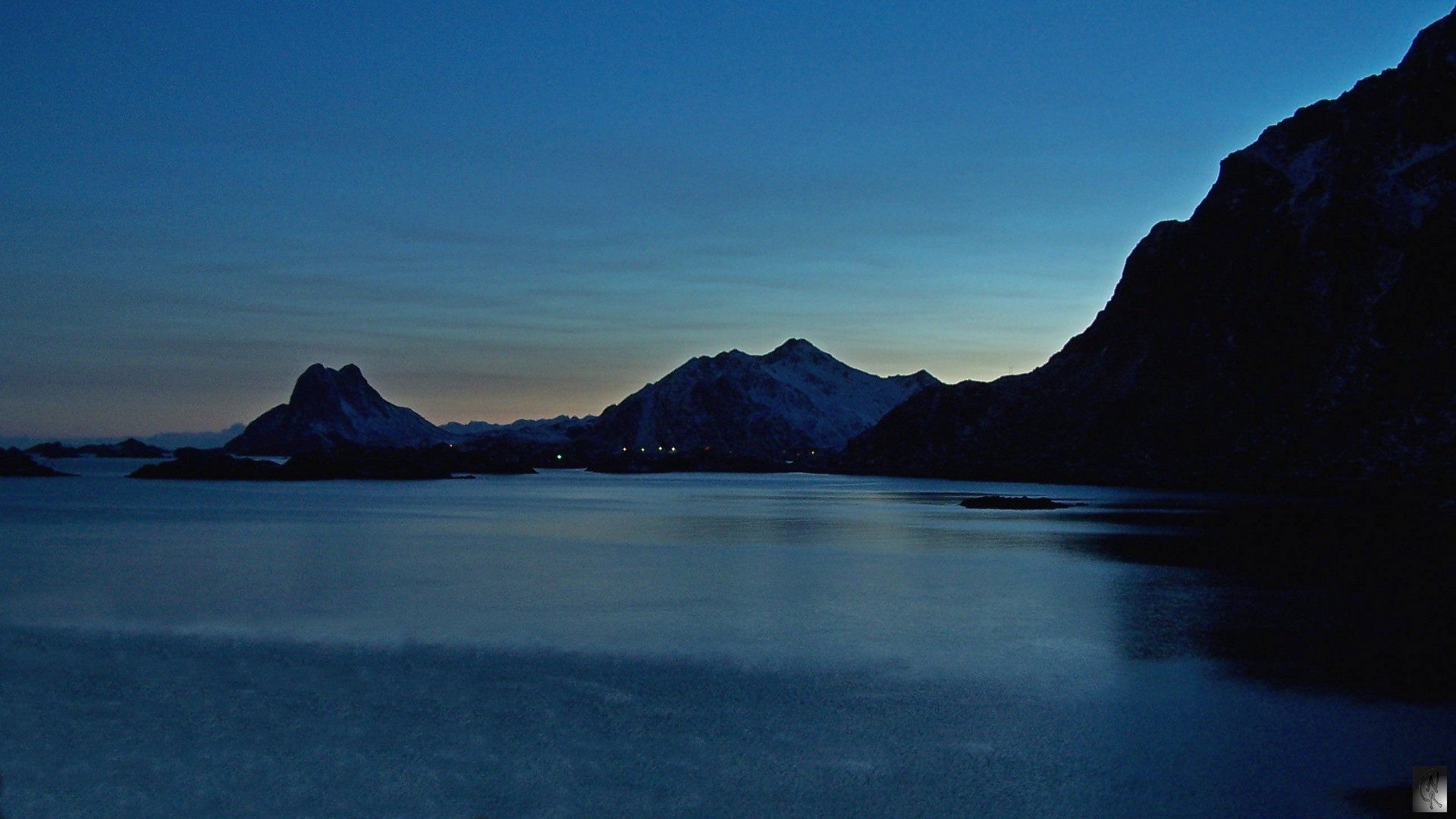 Abenddämmerung bei Stamsund