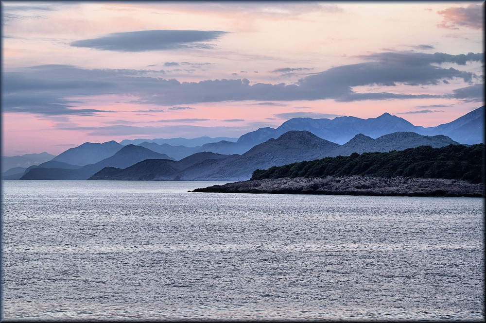 Abenddämmerung in Montenegro