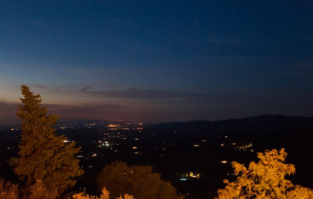 Abenddämmerung über Bolgheri