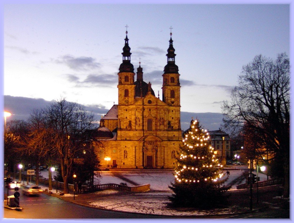 Abenddämmerung über dem Dom zu Fulda