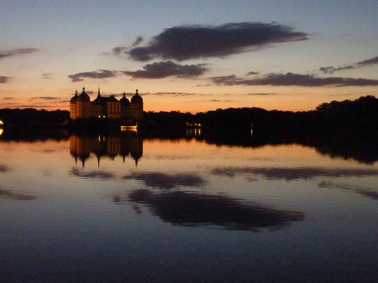 Abenddämmerung über Schloß Moritzburg