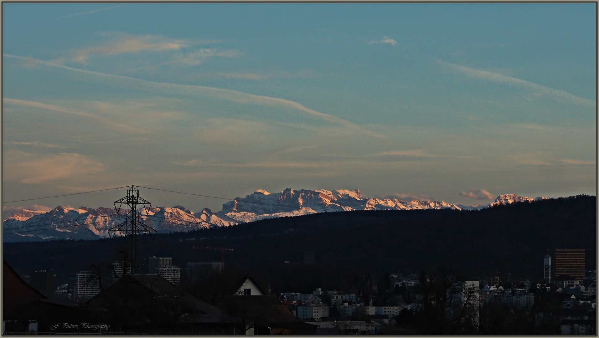 Abendglühen auf den Glarner-Alpen