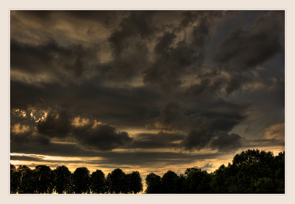 Abendgrauen.... von Conny Müller