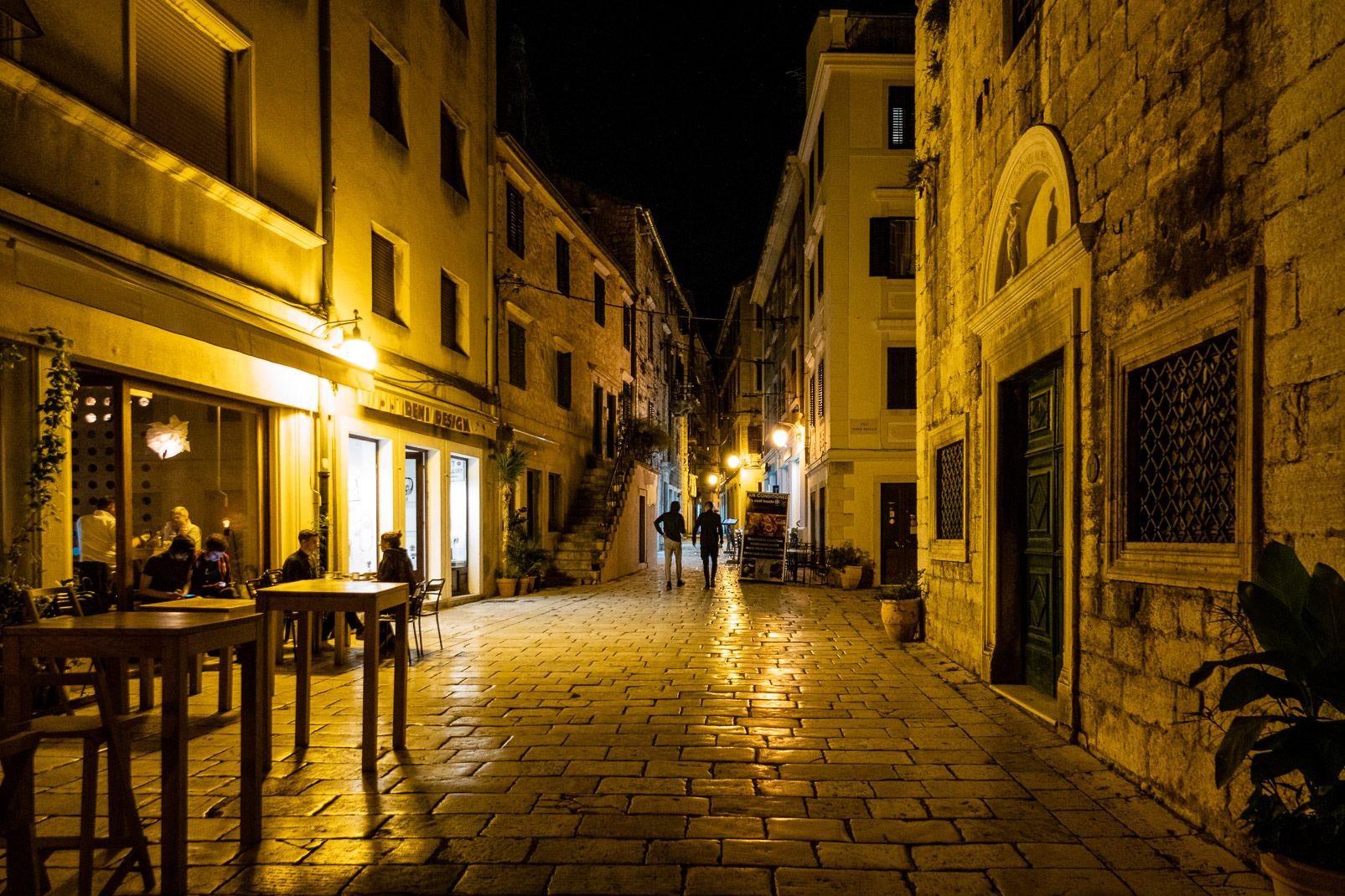 Abendgruß aus den Gassen von Šibenik